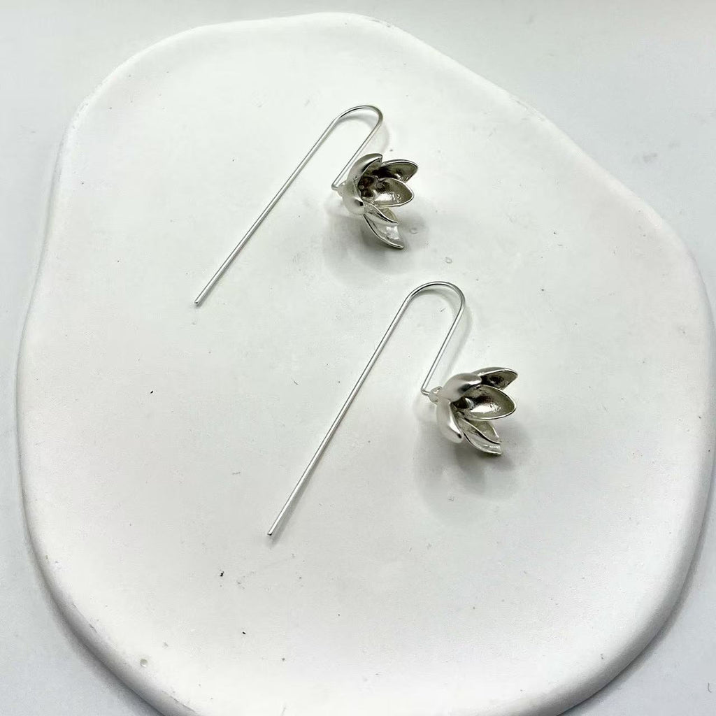Aurielle Vintage Tassel Long Earrings – Gold & Silver Design