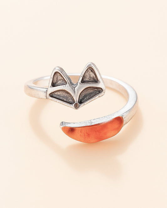 Elegant Adjustable Open Mouth Ring for Women – Antique Silver Finish | AlinKriti hz4es6-6w
