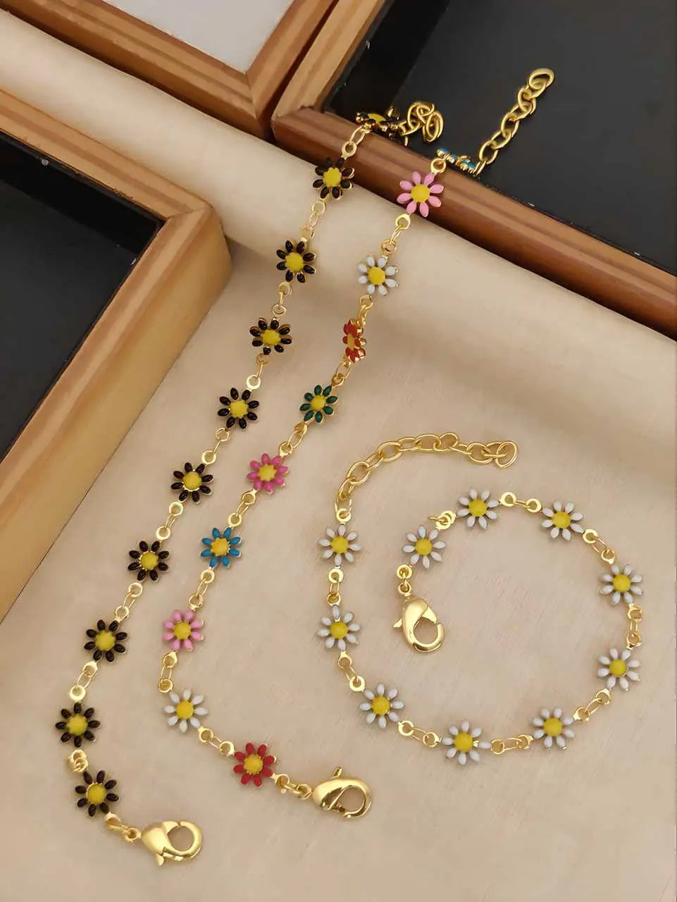 Floral Elegance Gold-Tone Bracelet | Delicate Jewelry for Women | AlinKriti hz4es6-6w