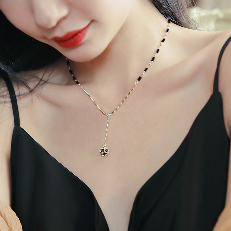 Rhinestone Black Crystal Pendant Necklace | Elegant Geometric Jewelry | AlinKriti hz4es6-6w