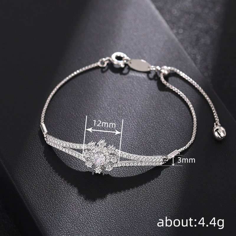 Gentle Romantic Snowflake Bracelet for Women