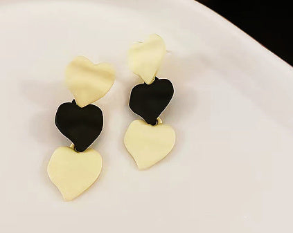 Irregular Metal Bump Earrings – Love-Inspired Statement Jewelry for Women | AlinKriti hz4es6-6w