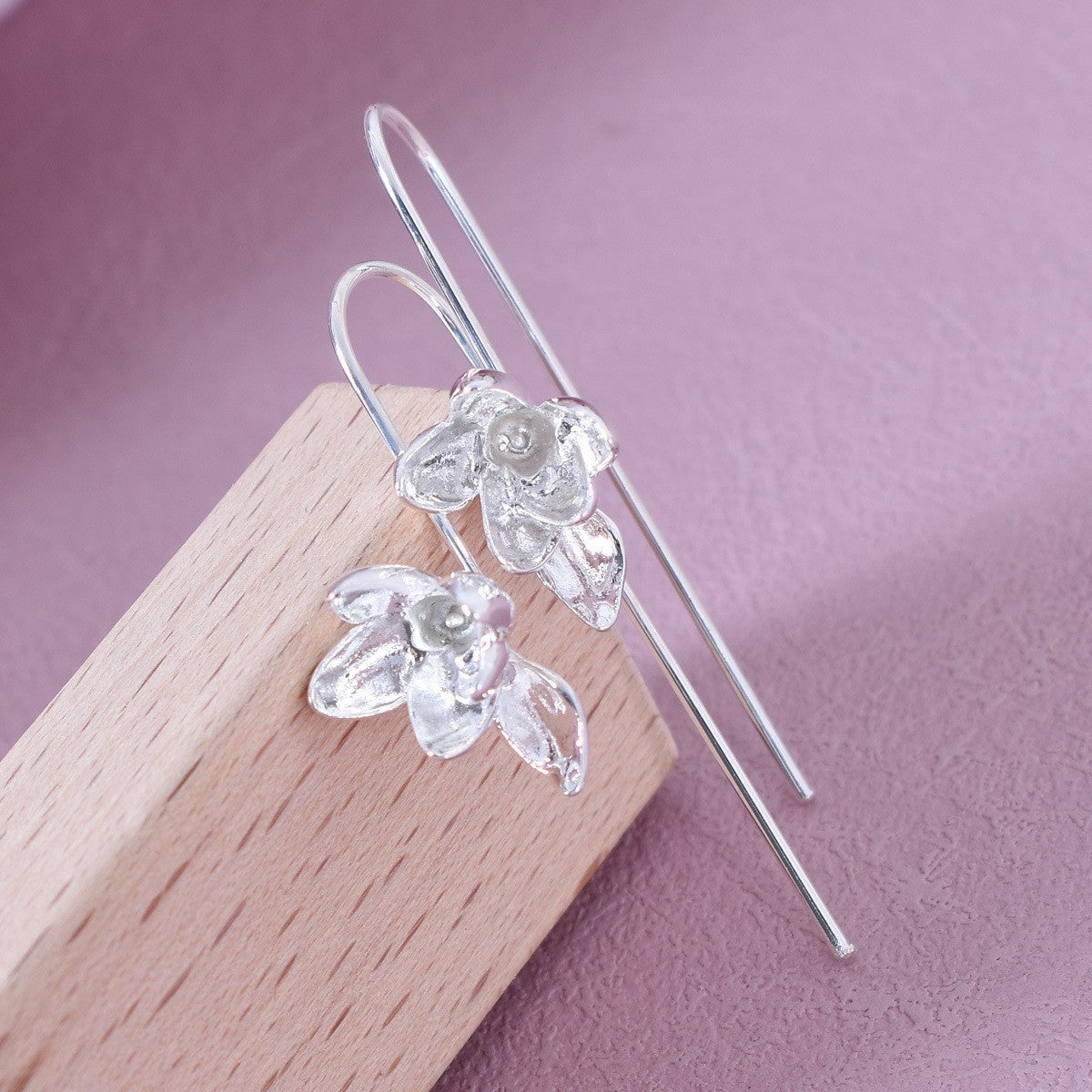 Aurielle Vintage Tassel Long Earrings – Gold & Silver Design